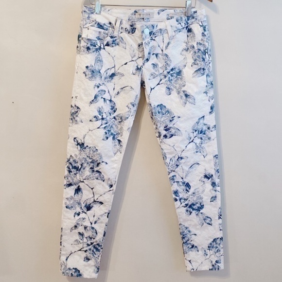 Guess Skinny Ultra Low Rise Floral Printed Jeans - Picture 2 of 11